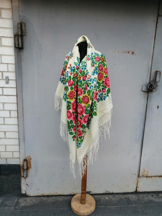 Vintage scarf, Ukrainian floral scarf, Gift from U