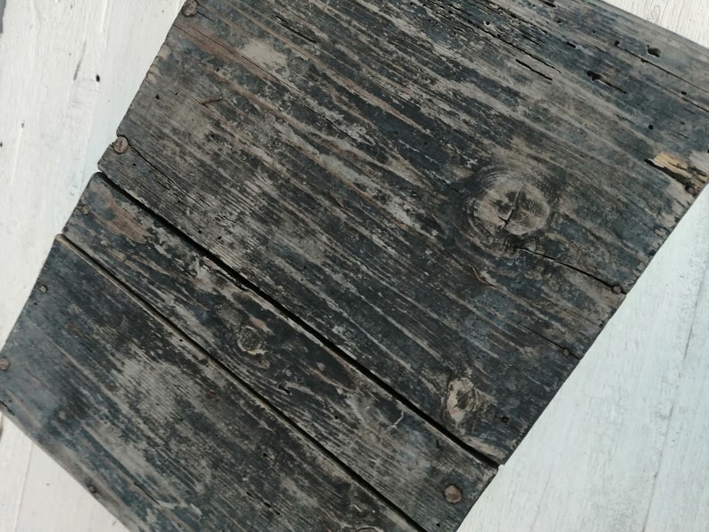 Antique Chest Home Decor Locker with Lid Primitive Storage Box Small Wooden Box Primitive Rustic Decor Very Old Antique Wooden Chest