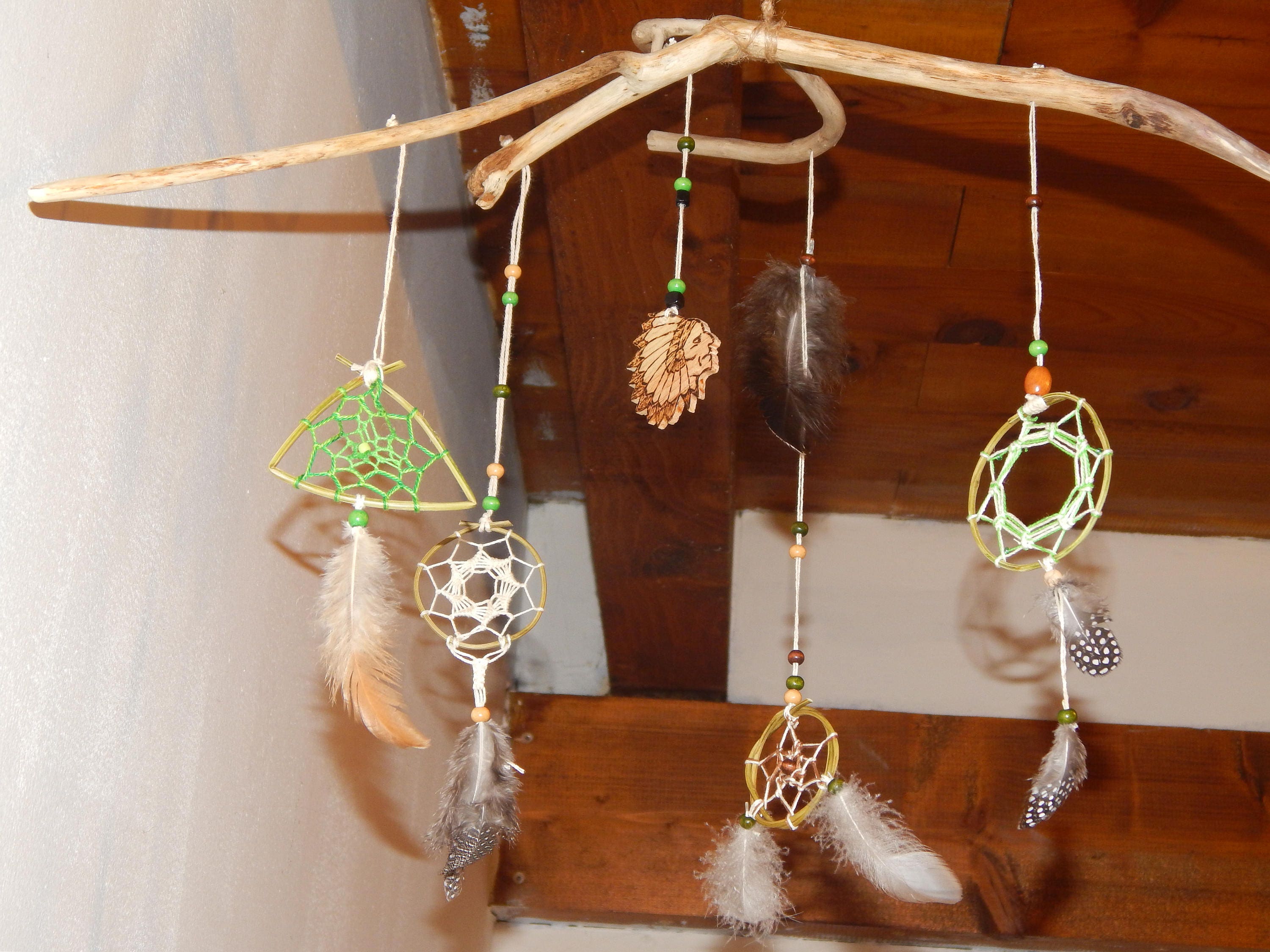 Mobile Bois et Flotté Attrape Rêves Indien Fait Main