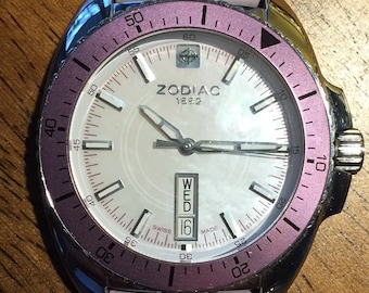 Zodiac speed dragon ladies Z05539 swiss made watch w/r 330ft day/date M.O.P.dial new battery original strap nice runs well