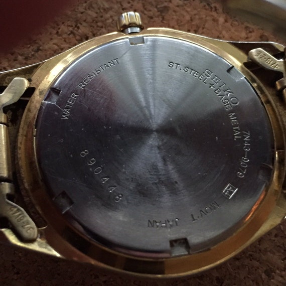 Vintage SEIKO Japan Qtz Mens Watch Day/date Gold Dial 40mm