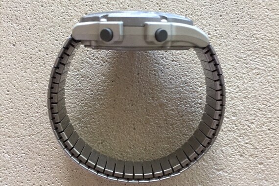 Casio mens LCD/analog auto calander dual-time jap… - image 4