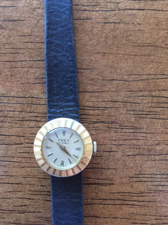 Frey Vintage (swiss) Ladies Gold Plated 17 Jewels Mechanical Watch