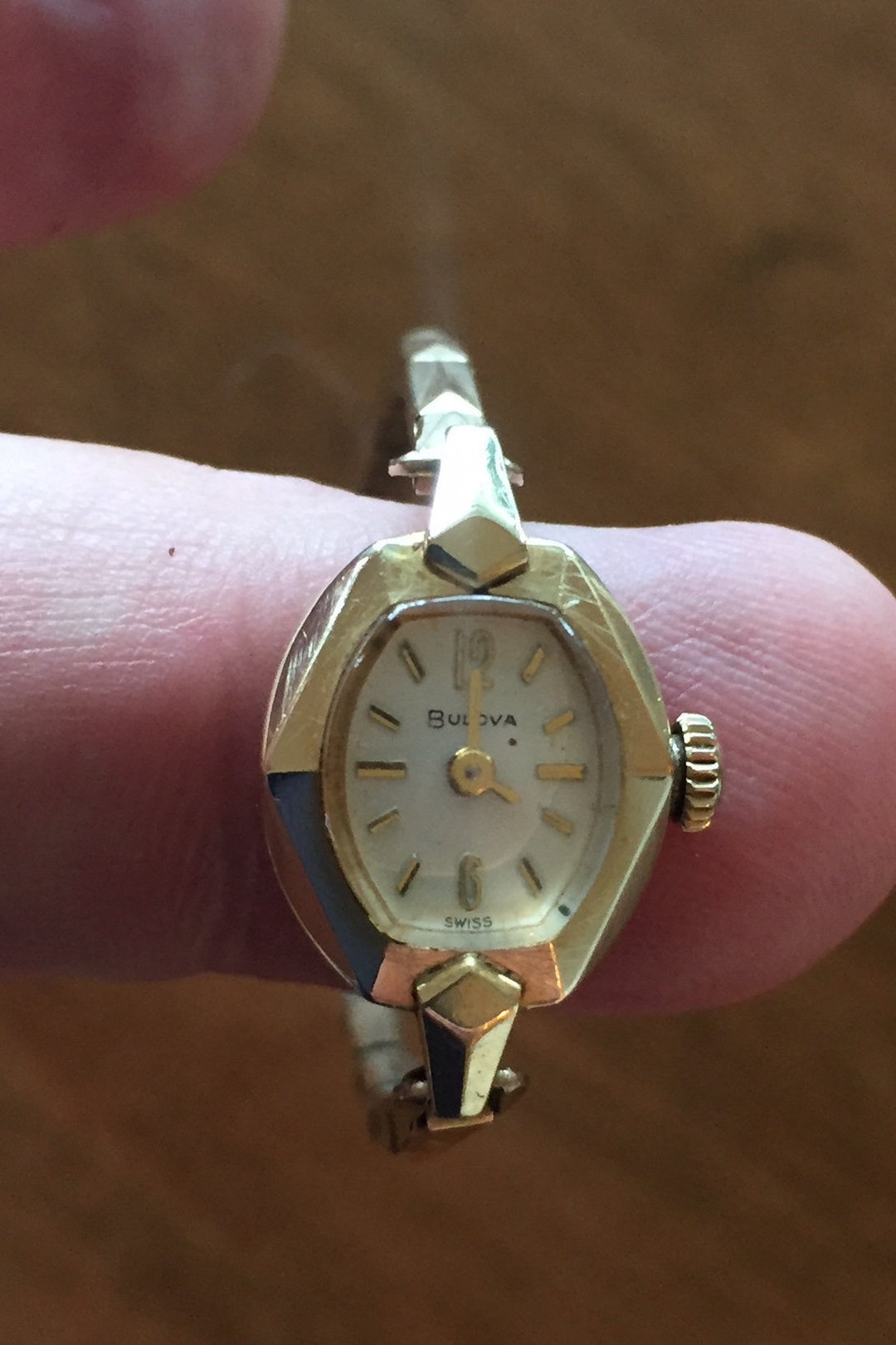 Vintage Bulova 14K SOLID GOLD Ladies Swiss Mechanical Watch Plated