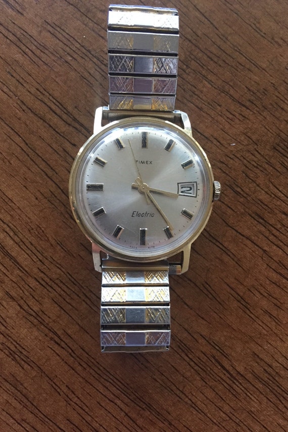 Vintage Timex ELECTRIC rare mens watch w date goldtone w spiedel flexband NEW premium battery runs well made 1970 Etsy