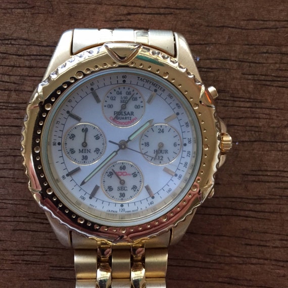 seiko pulsar chronograph