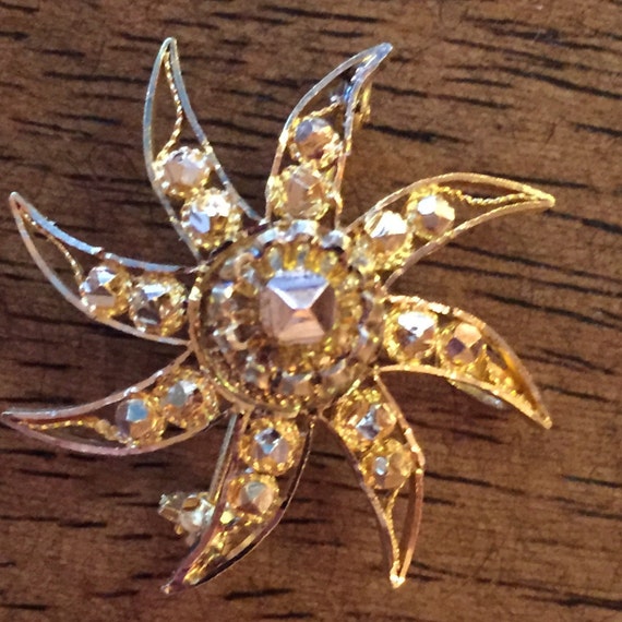 Vintage 18k SOLID  yellow/white gold flower head … - image 6