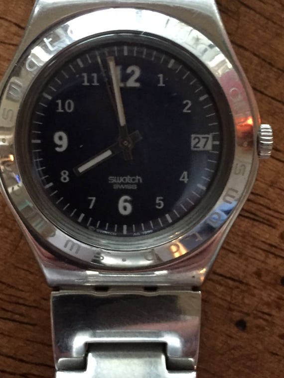 Reloj Swatch esfera azul suizo acero inoxidable YPS409G