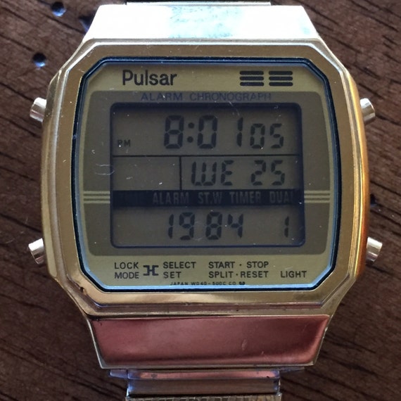pulsar quartz alarm chronograph timer