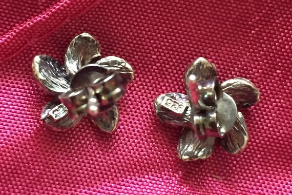 Vintage sterling silver small floral stud earring… - image 4