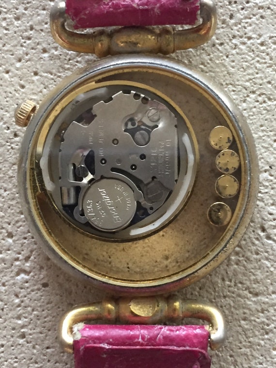 Vintage VIENNA large 30mm ladies japan qtz watch … - image 5