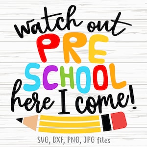 Pas op voor kleuterschool hier kom ik svg, grappige kleuterschool SVG, kleuterschool terug naar school svg, eerste dag van de kleuterschool shirt svg