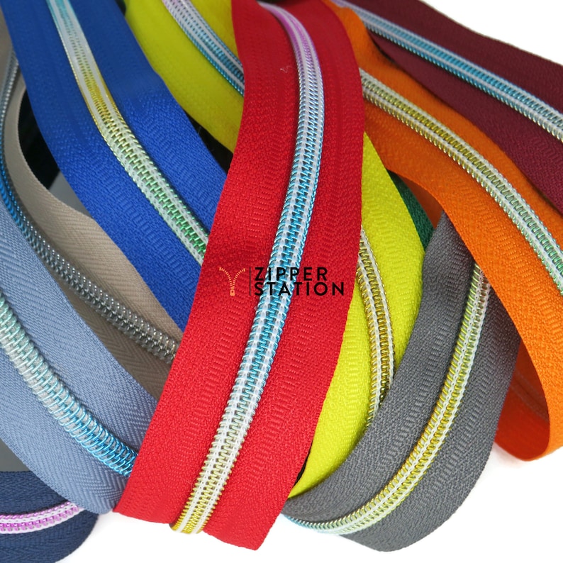 Rainbow Continuous 5 Nylon Coil Zip 17 Colours Craft Zipper Cases rainbow-continuous-5-nylon-coil-zip-17-colours-craft-zipper-cases