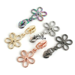 Daisy Floral Zipper Pull: #5 Nylon Coil Zip Slider