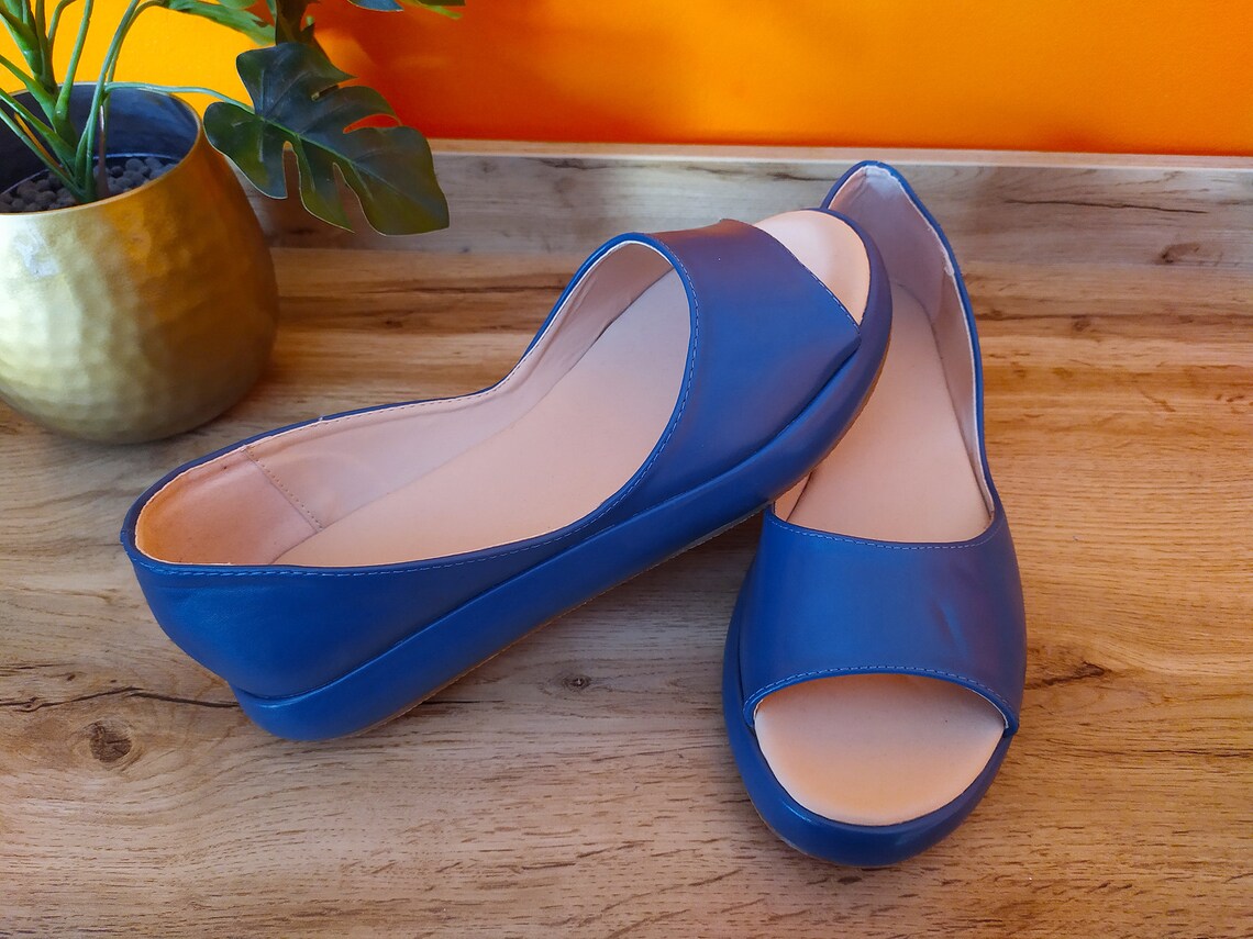 loake wide fit shoes