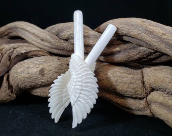Closed Wings Kuripe - Hand Carved Bone
