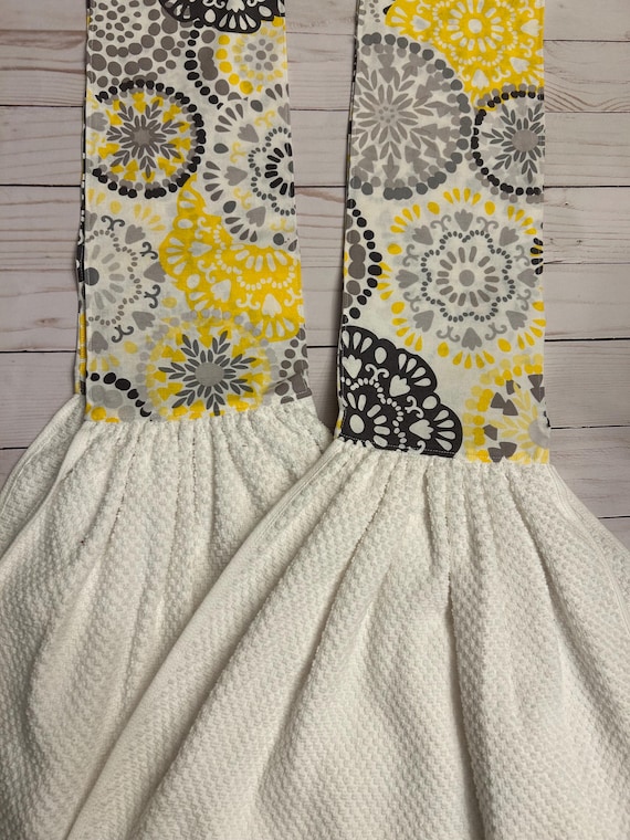 Towel Boa: Kitchen Neck Towel, Adult Bib