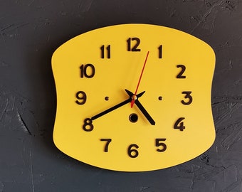 Vintage formica clock silent wall pendulum 60s "Yellow"