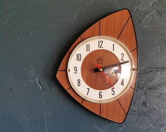 Horloge formica vintage pendule murale silencieuse asymétrique "Japy bois lignes"