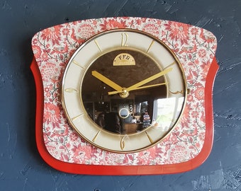 Vintage formica clock silent wall pendulum "FFR Morbier red black"