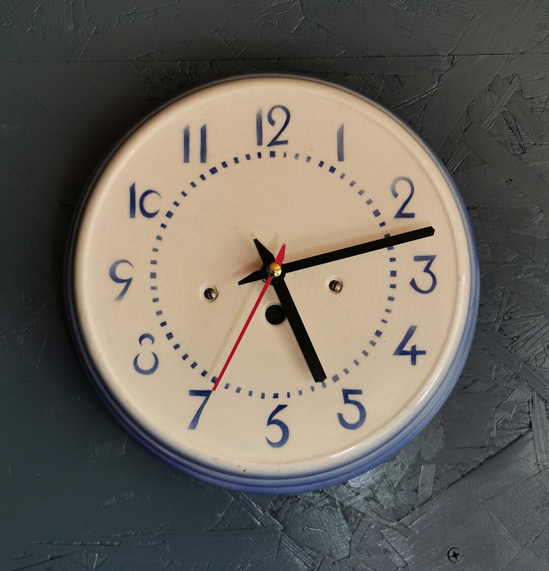 Vintage Keramikuhr, leise runde Wanduhr 