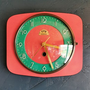 Horloge formica vintage pendule murale silencieuse FFR Morbier rouge vert image 8