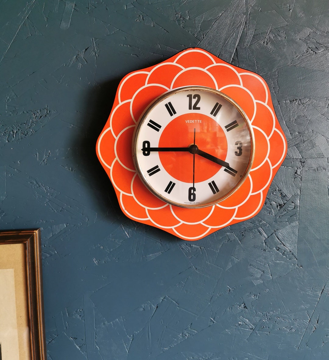 Vintage Formica Clock Silent Flower Wall Pendulum Etsy