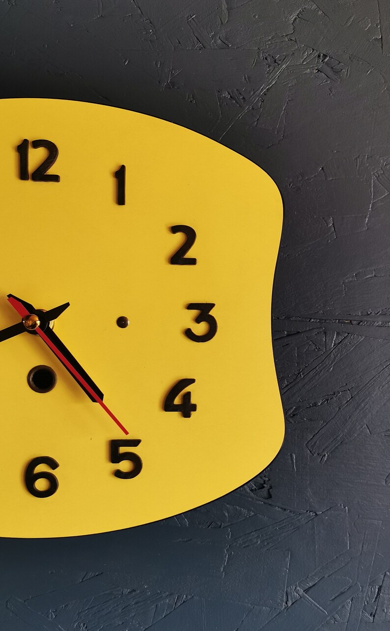 Vintage formica clock silent wall pendulum 60s Yellow image 5