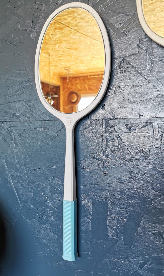 ヴィンテージの楕円形プラスチックラケット壁掛けミラー「ブルー