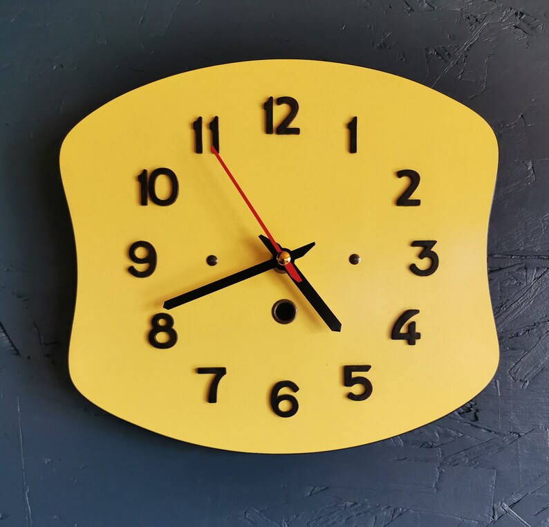Vintage formica clock silent wall pendulum 60s Yellow image 9