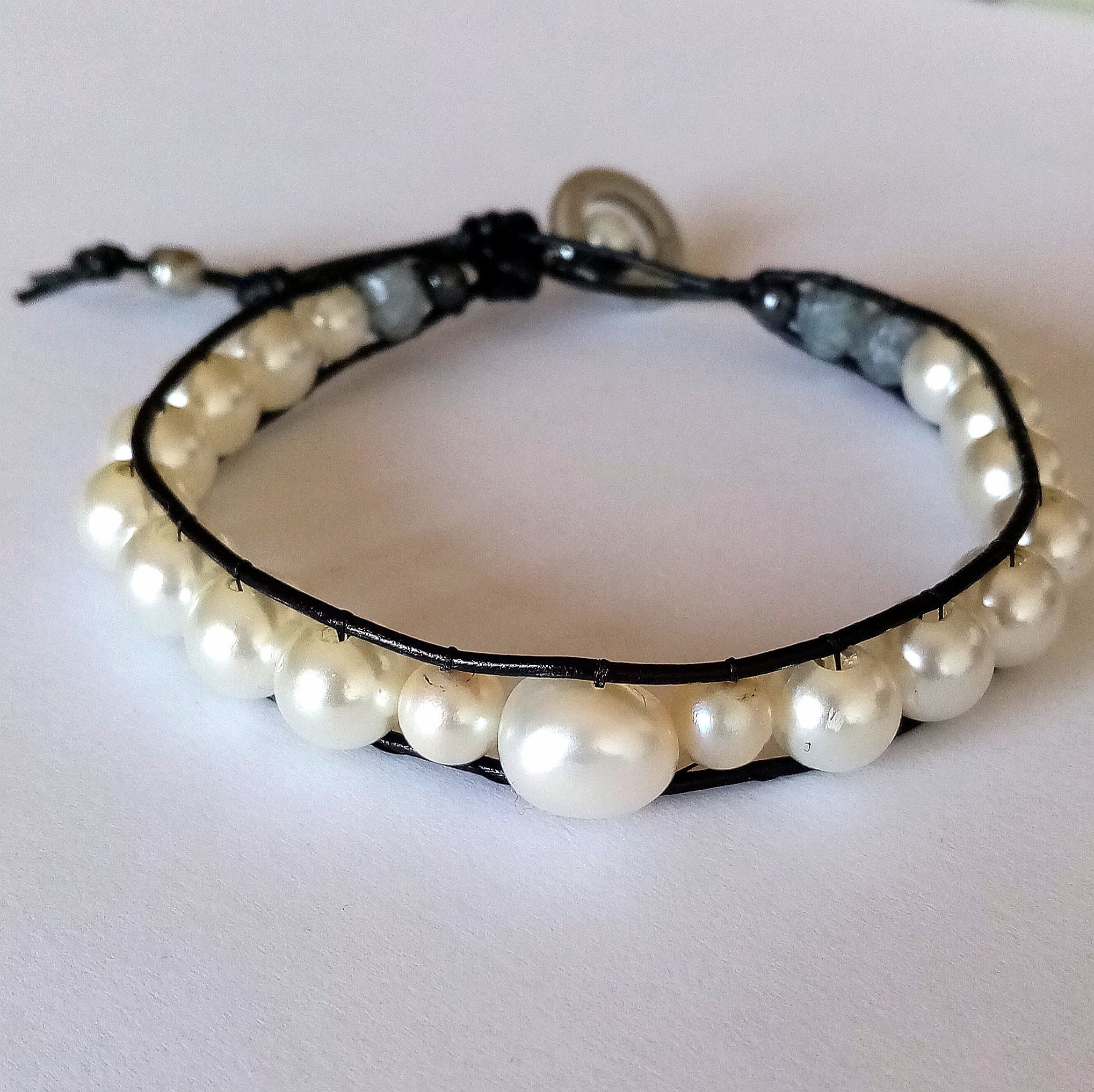 BR Chic Pearl Beaded bracelet Pearl Beaded Bracelet – Loveable main image 3