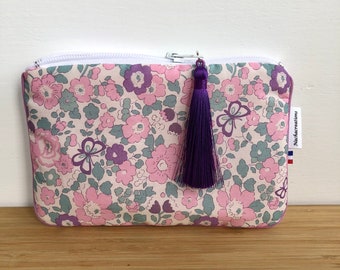 Pochette  molletonnée en liberty Betsy Butterfly Lilac  . Pochette téléphone .