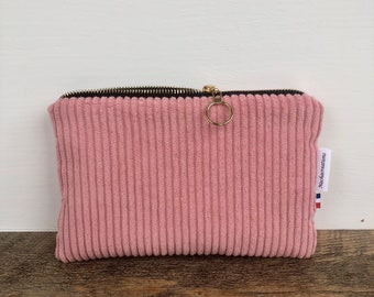 Padded pouch in pale pink coarse velvet. Phone pouch. Card holder.