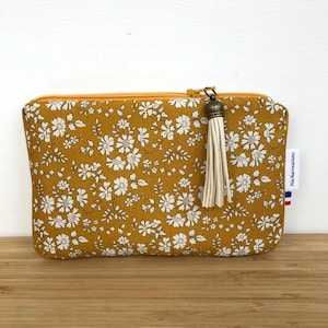 Bolsa de lã em mostarda Liberty Capel. Bolsa de telefone.