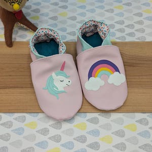 Soft slippers in pink imitation leather, Unicorn model