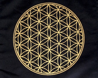 SALE was 12 | Crystal Grid FLOWER OF life altar cloth