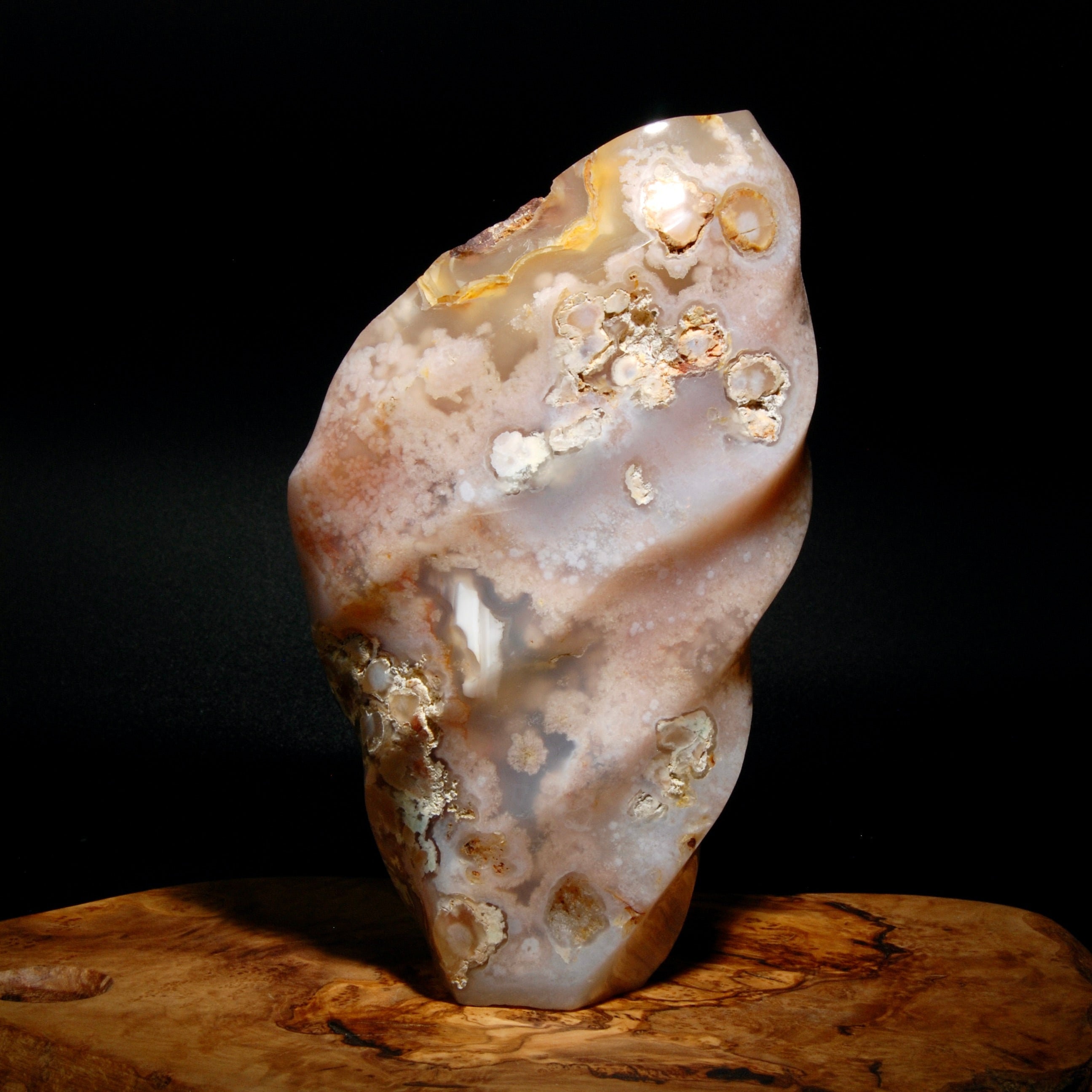 さくら‪ෆ‪.*・゜ XL 1.7lb Pink Sakura Flower Agate Crystal Freeform Flame Tower - Etsy