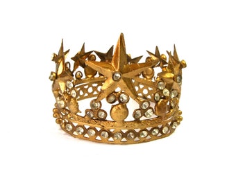 2.5&quot; Small Santos Crown Antiqued Gold Rhinestone Star Motif