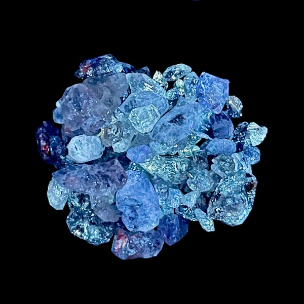 UV Reactive Petroleum Quartz Crystal Points, Fluorescent Pakimer Diamonds, Enhydro Fenster Quartz Point, Pakistan