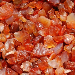 30-40pcs Carnelian Agate Crystal Tumbled Stones, XS