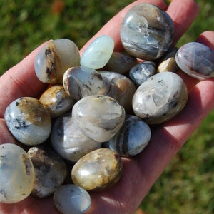 4-8pcs Blue Andean Opal Crystal Tumbled Stones, Small Blue Lavender White Opals, Peru