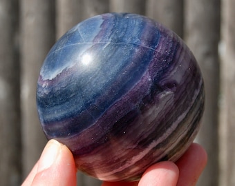 2.7 インチ 1.2 ポンド シルキー フローライト クリスタル スフィア