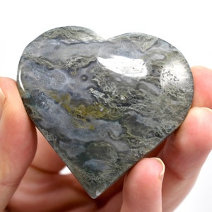 2.2in 82g Moss Agate Crystal Heart Shaped Palm Stone