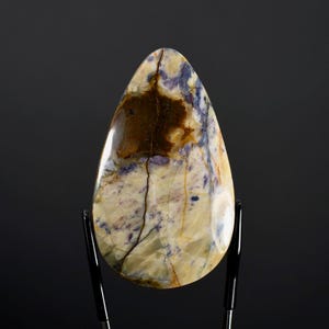 Cabochon a pera di diaspro viola brecciato grande da 49 mm, Indonesia f11