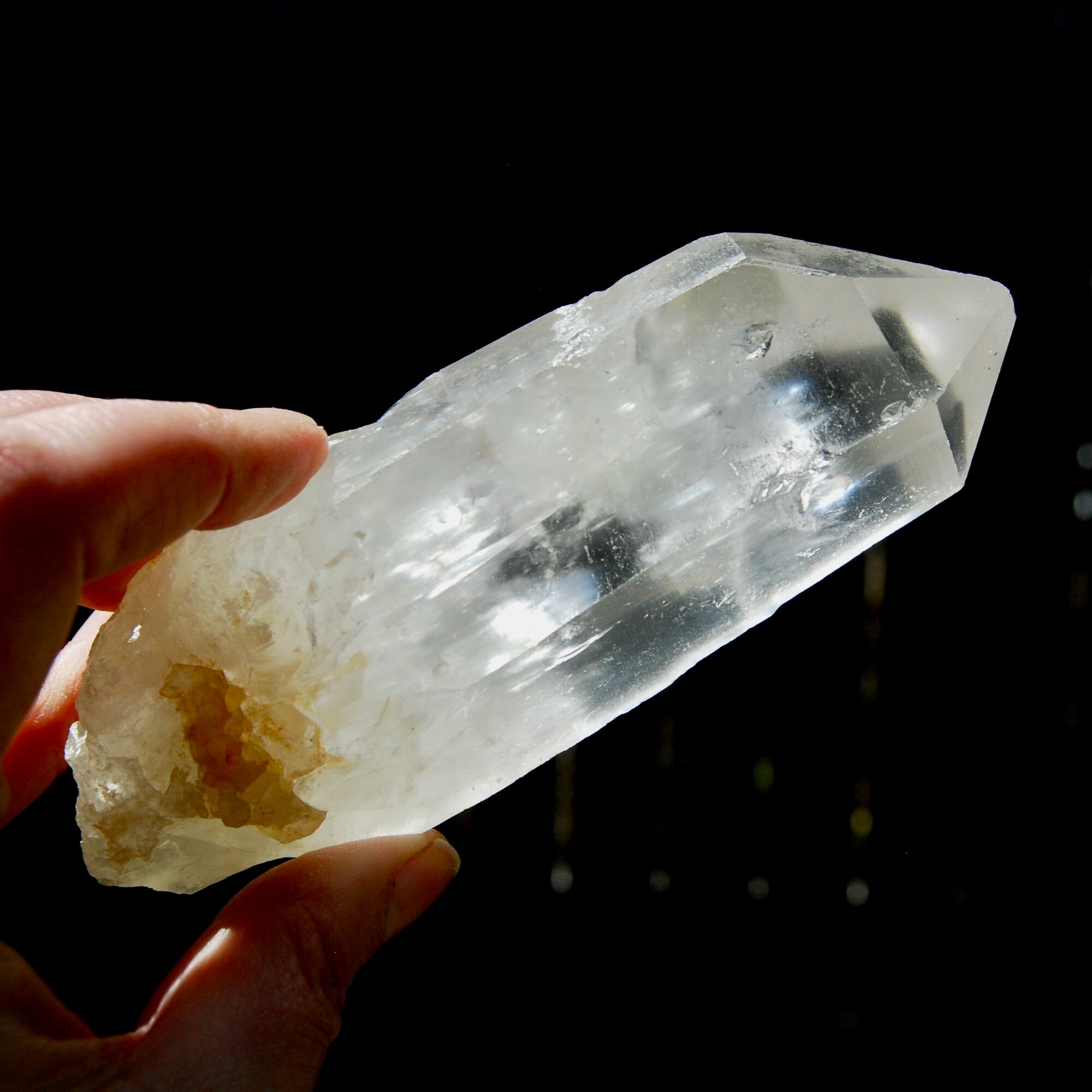 5in 355g RARE Lightning Strike Isis Face Golden Sun Lemurian Seed