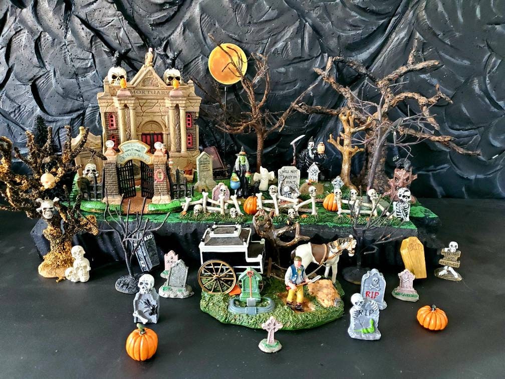 Styrofoam Display Platform for Halloween Village (lemax Spooky