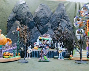 Styrofoam Mountain Background for Halloween Village (Lemax Spooky Town, Department 56, Pumpkin, Witches)