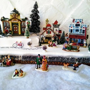 Styrofoam Display Platform for Christmas Villages (Lemax, Dept 56, Dickens, North Pole, Snow Village)