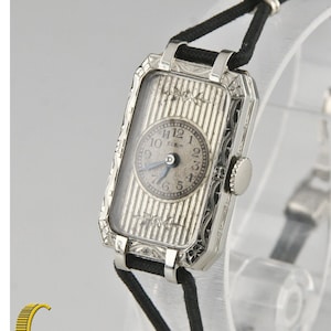 Elgin 14k White Gold Vintage Women&#39;s Hand-Winding Art Deco Watch w/ Silk Band