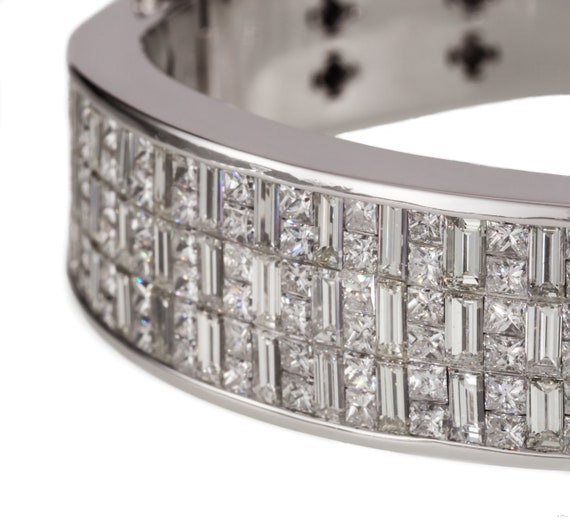 Gorgeous 18k White Gold & Invisible Set Diamond B… - image 4